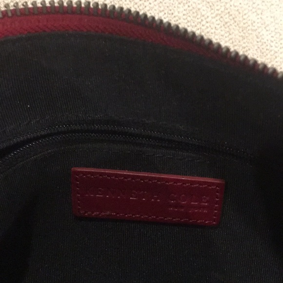 Kenneth Cole purse - Picture 7 of 9